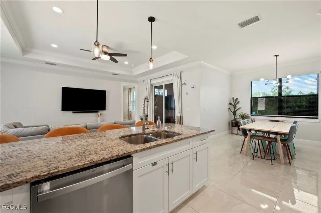3645 62nd Avenue NE Naples FL 34120