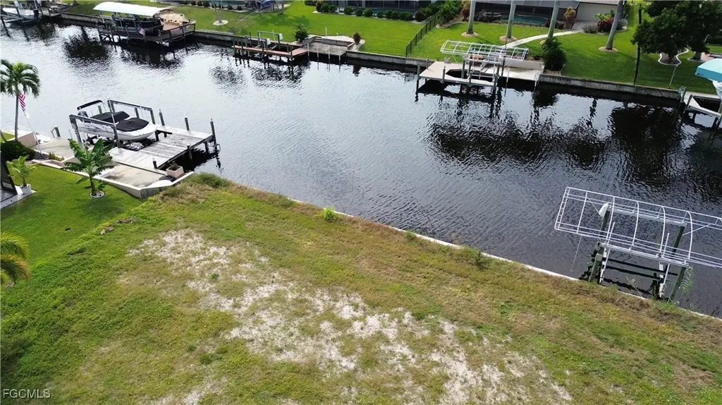 1142 SE 36th Street Cape Coral FL 33904