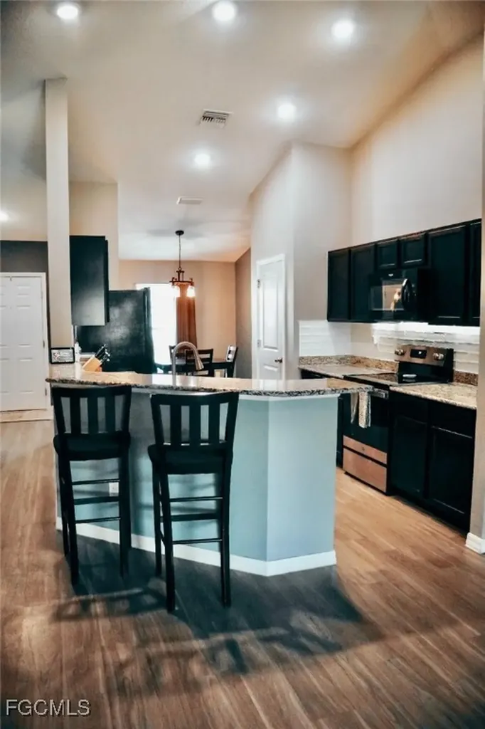 1511 NE 13th Street Cape Coral FL 33909