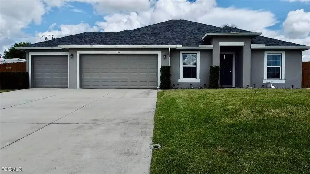 1511 NE 13th Street Cape Coral FL 33909