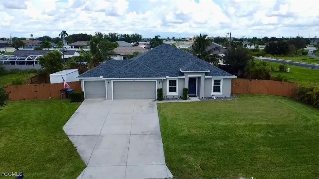 1511 NE 13th Street Cape Coral FL 33909