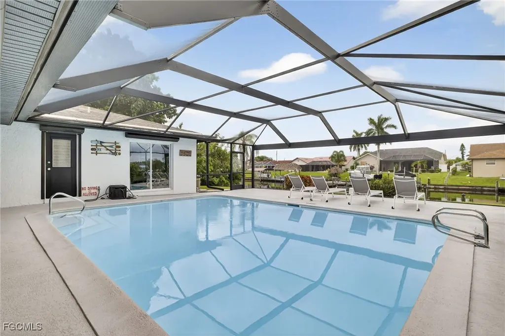 1104 SE 16th Terrace Cape Coral FL 33990