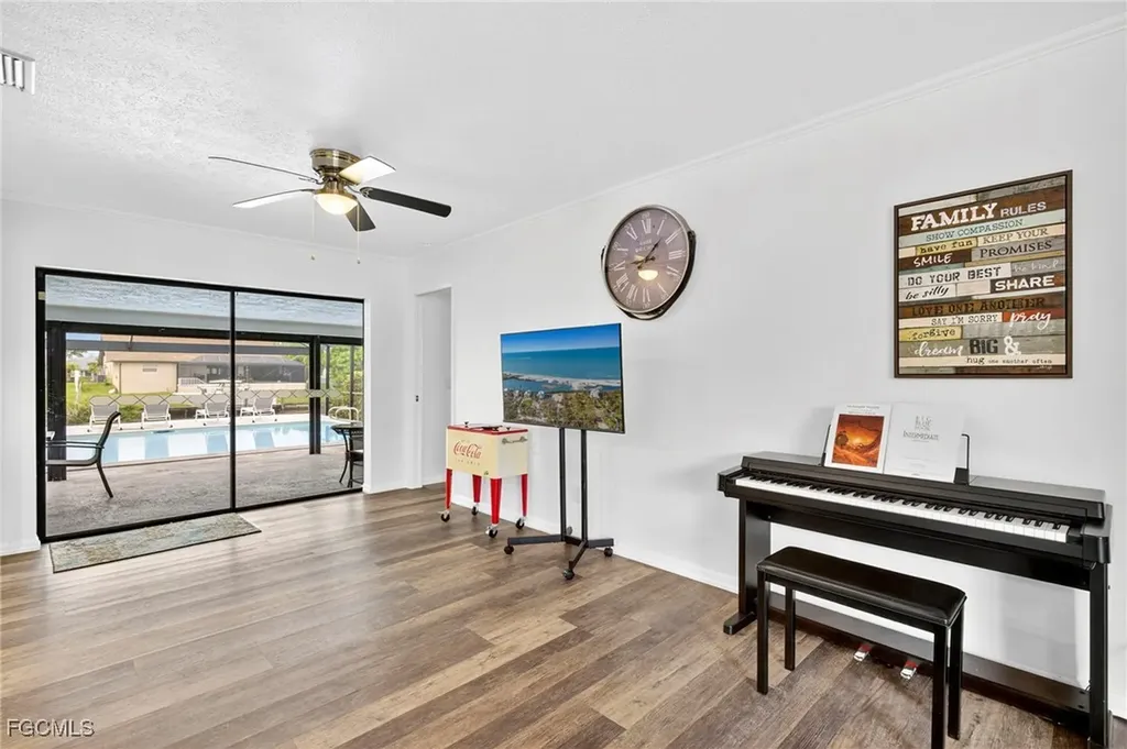 1104 SE 16th Terrace Cape Coral FL 33990