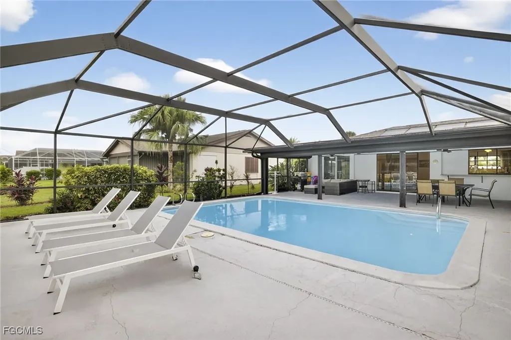 1104 SE 16th Terrace Cape Coral FL 33990