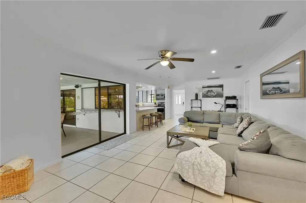 1104 SE 16th Terrace Cape Coral FL 33990