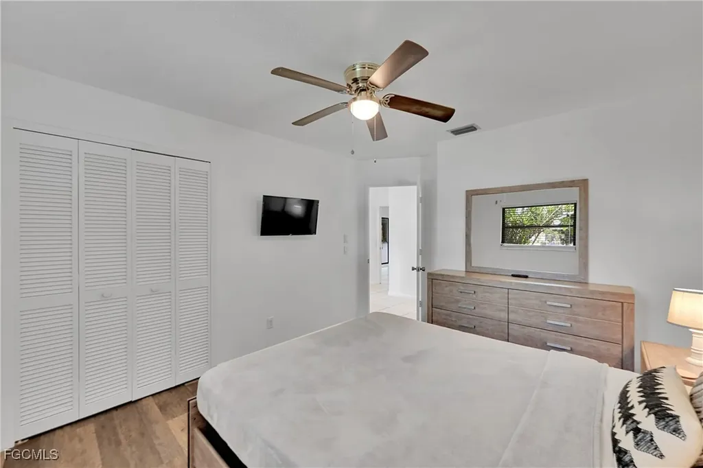 1104 SE 16th Terrace Cape Coral FL 33990