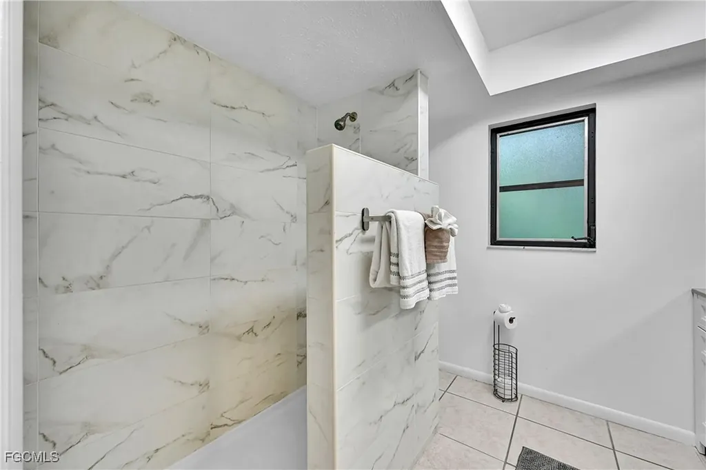 1104 SE 16th Terrace Cape Coral FL 33990