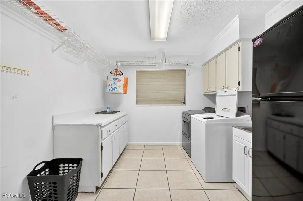 1104 SE 16th Terrace Cape Coral FL 33990