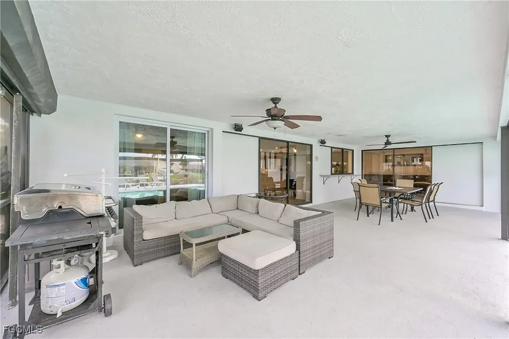 1104 SE 16th Terrace Cape Coral FL 33990