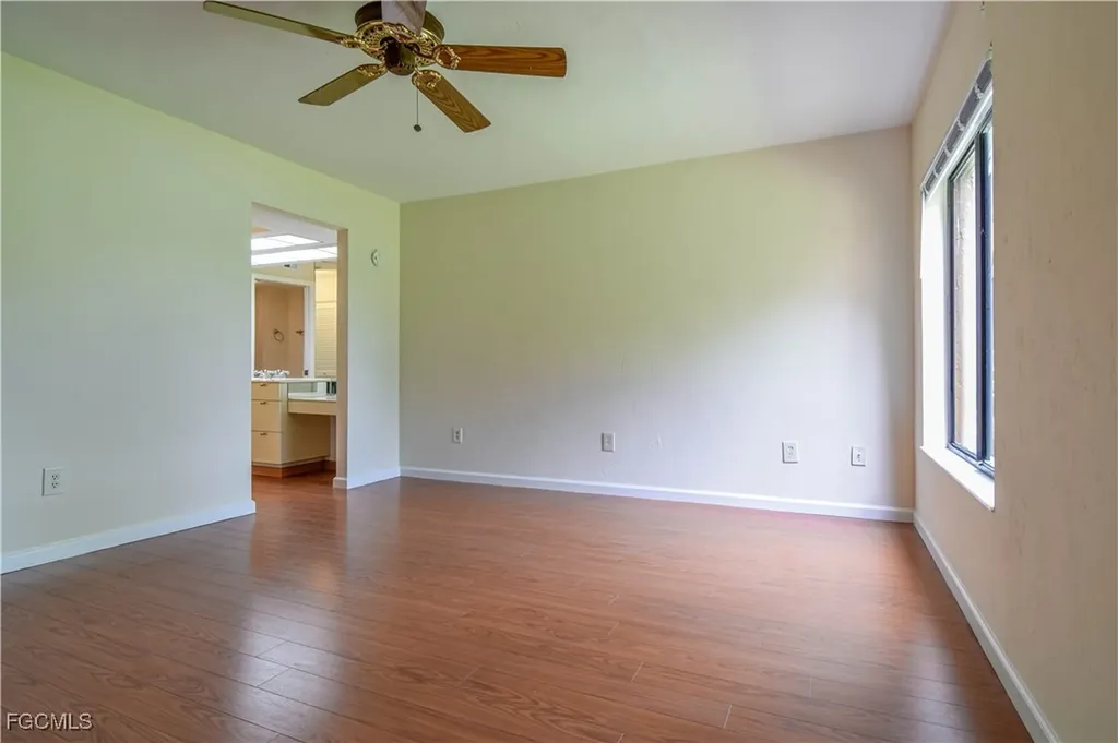 2063 W Lakeview Boulevard North Fort Myers FL 33903