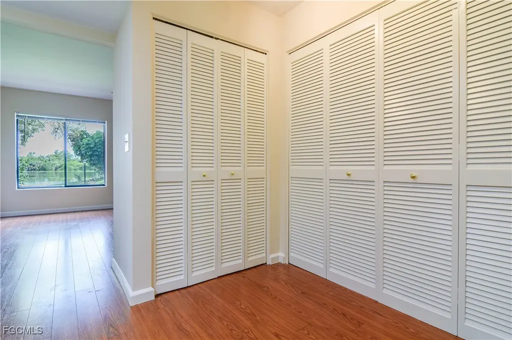 2063 W Lakeview Boulevard North Fort Myers FL 33903