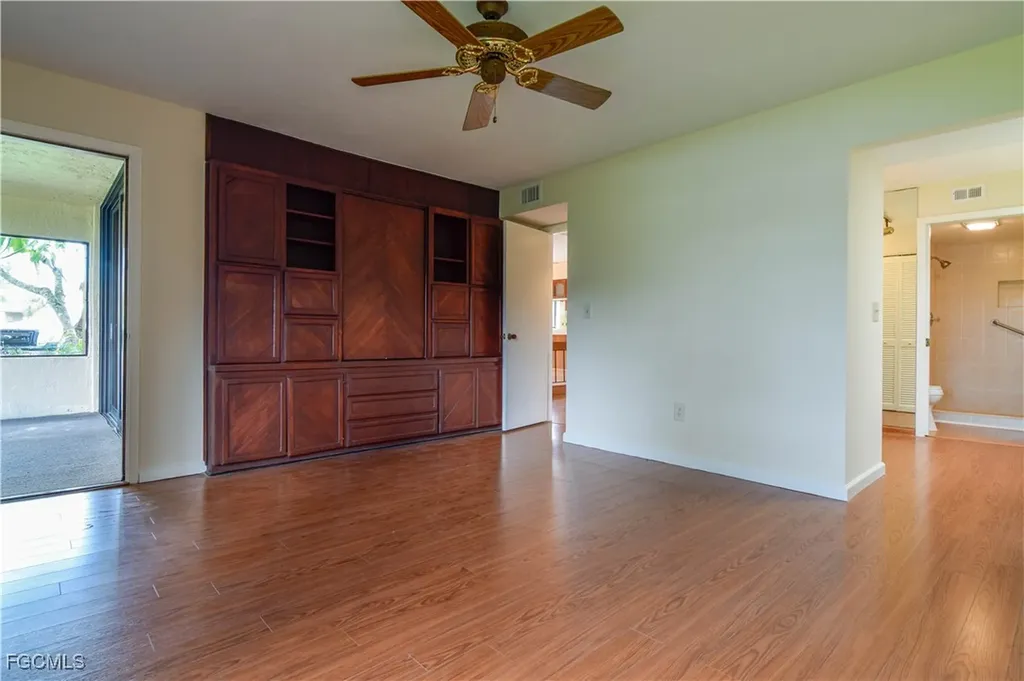 2063 W Lakeview Boulevard North Fort Myers FL 33903