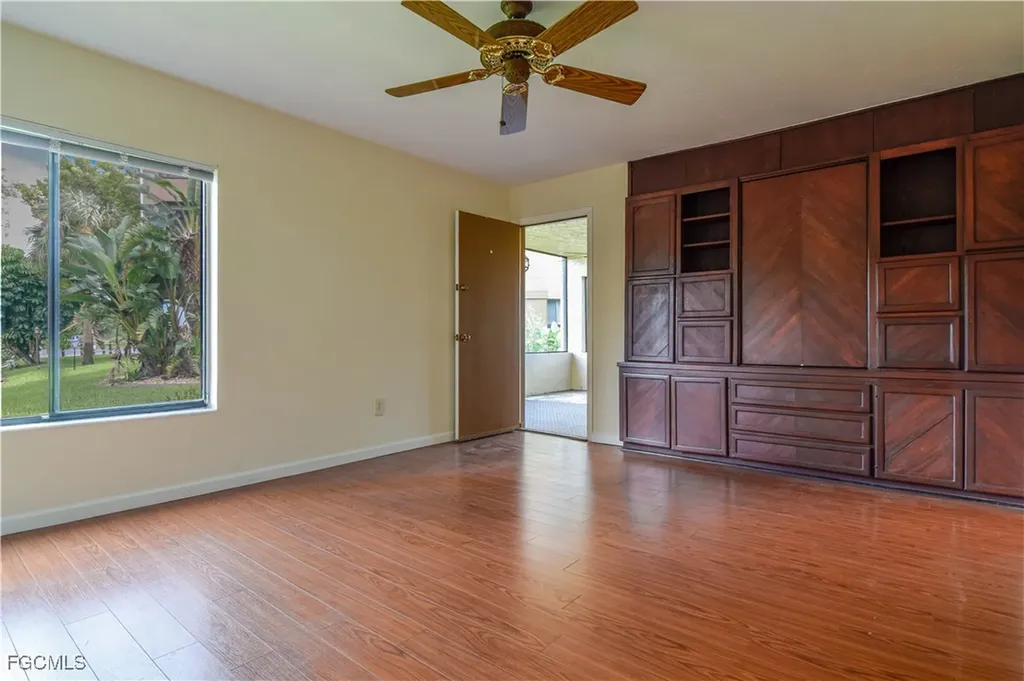 2063 W Lakeview Boulevard North Fort Myers FL 33903