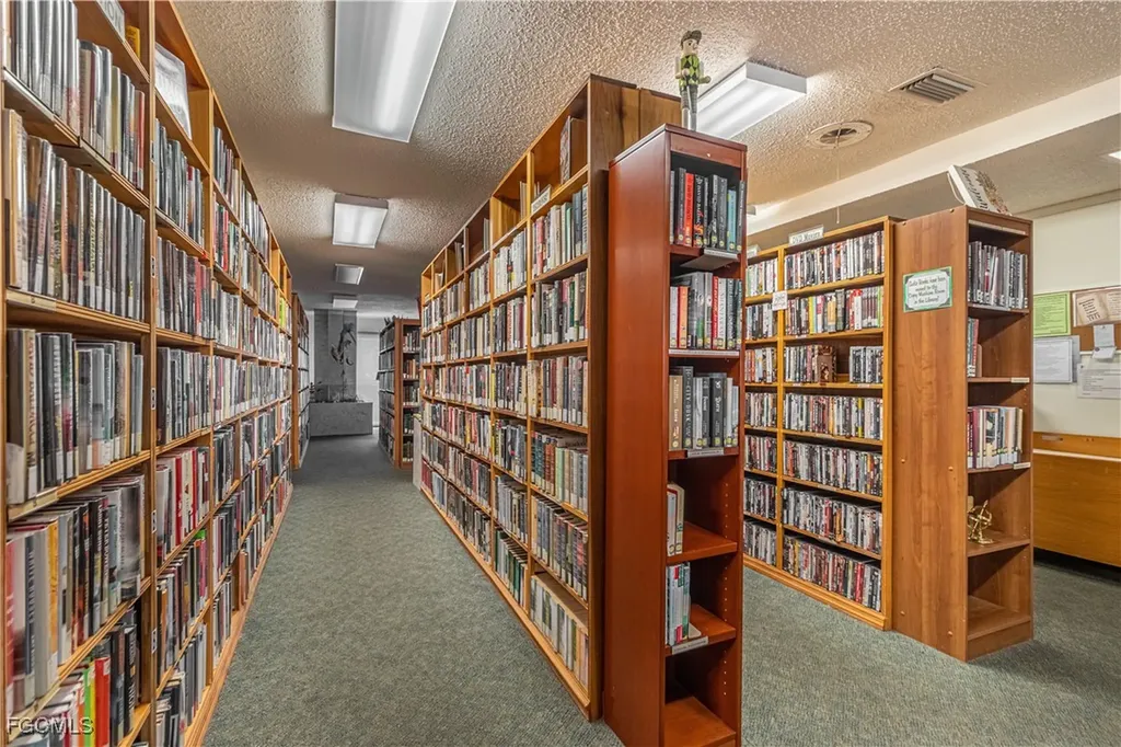 1709 Bent Tree Circle Fort Myers FL 33907