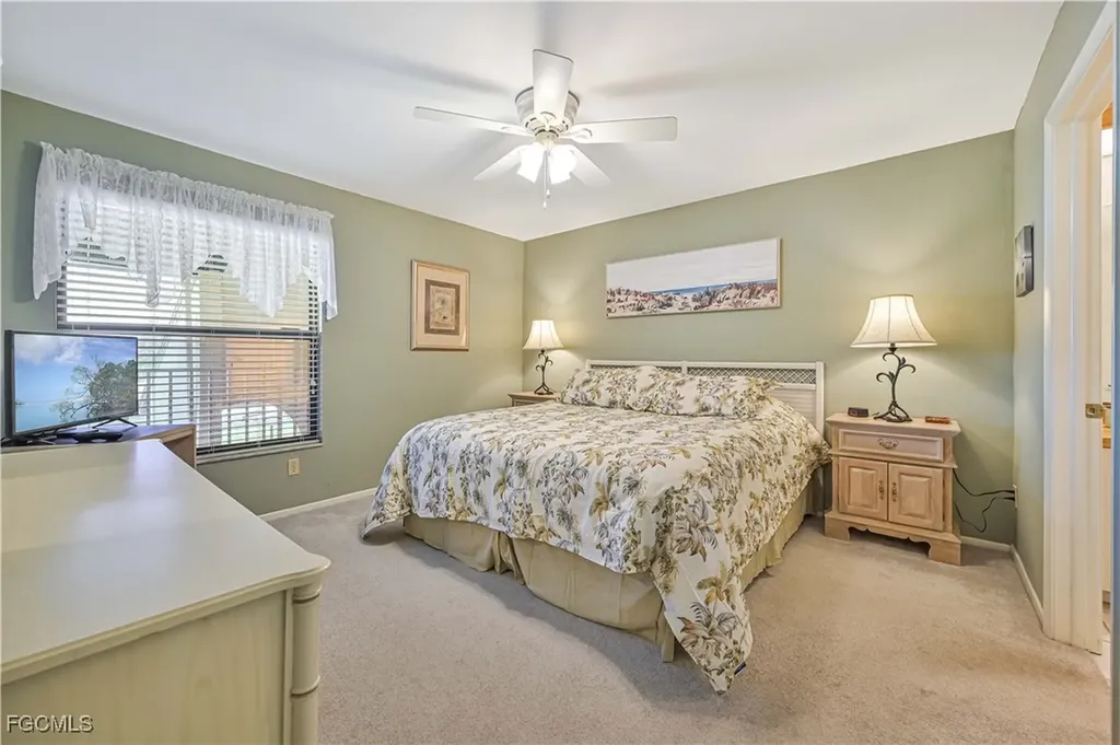 8366 Charter Club Circle Fort Myers FL 33919