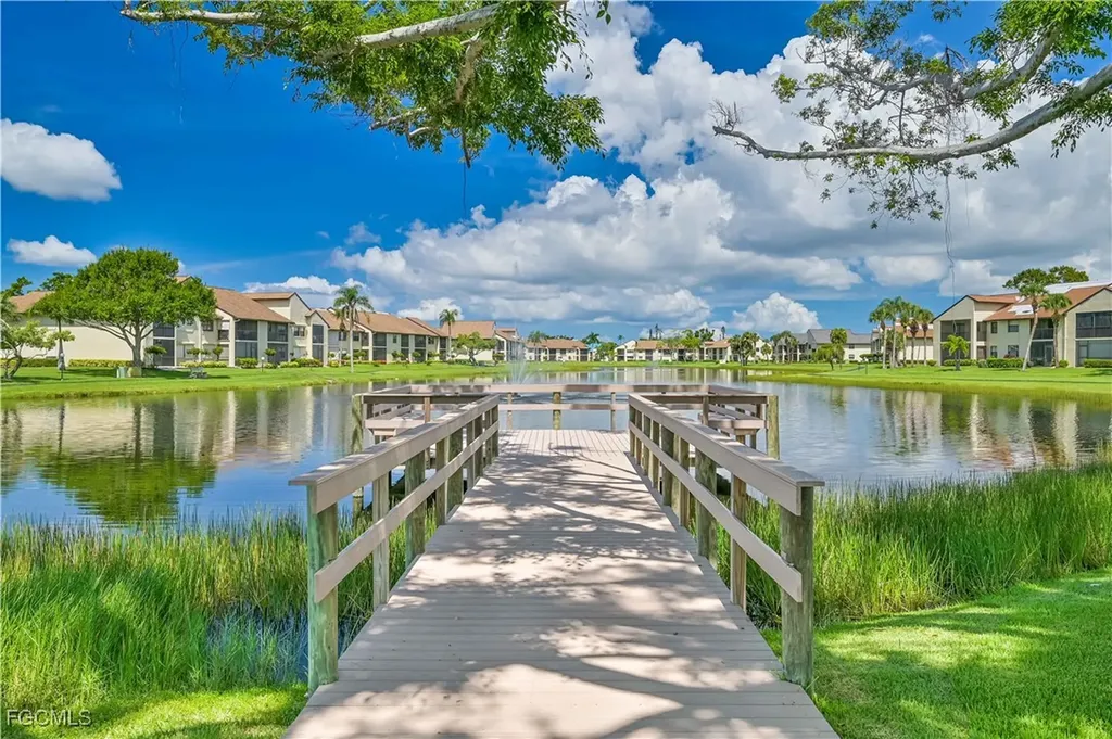 8366 Charter Club Circle Fort Myers FL 33919