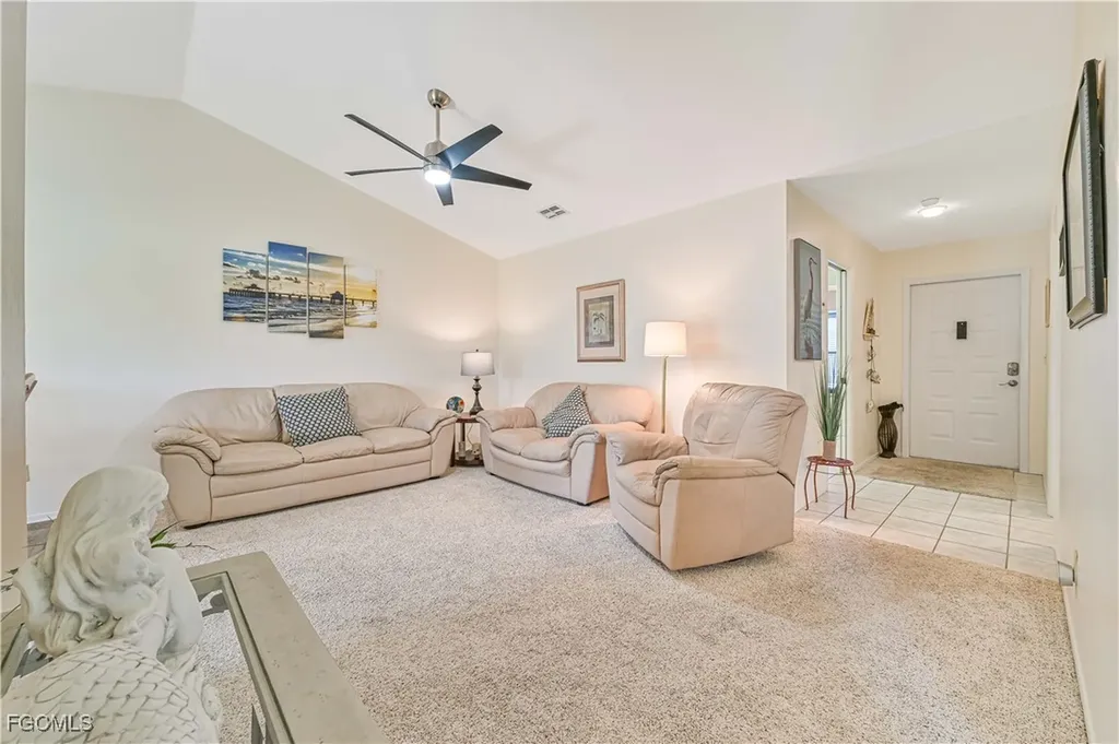 8366 Charter Club Circle Fort Myers FL 33919
