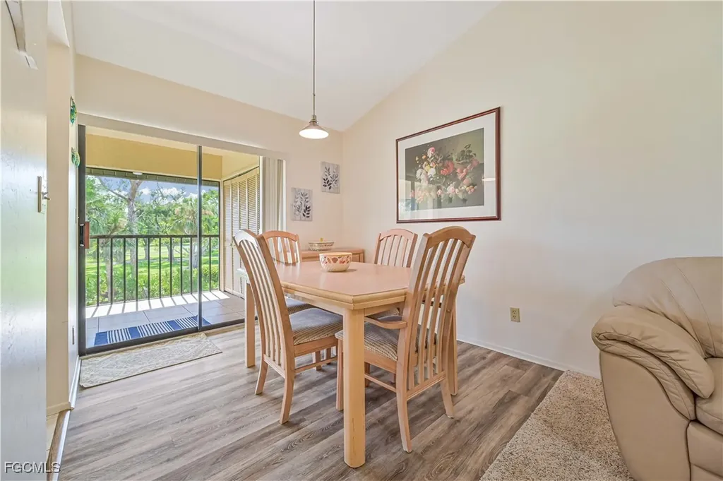 8366 Charter Club Circle Fort Myers FL 33919