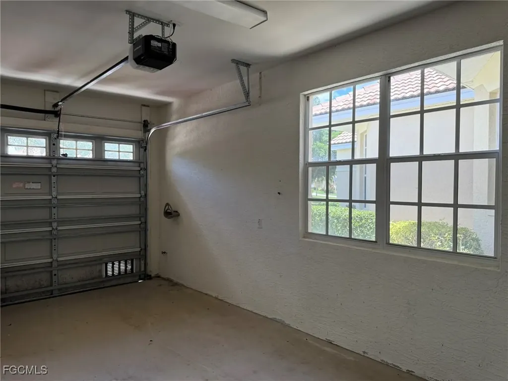 8853 Middlebrook Drive Fort Myers FL 33908