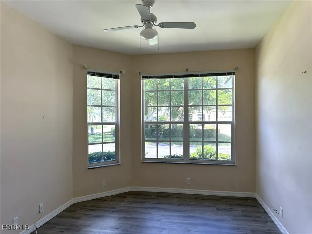 8853 Middlebrook Drive Fort Myers FL 33908