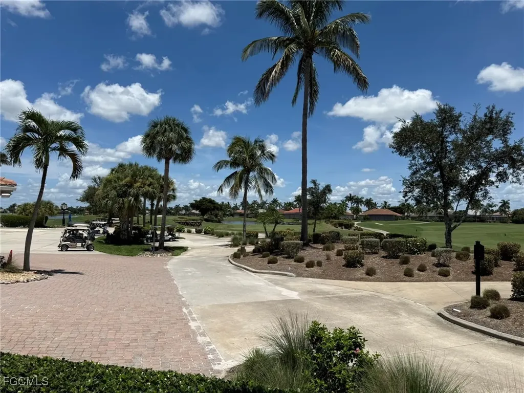 8853 Middlebrook Drive Fort Myers FL 33908