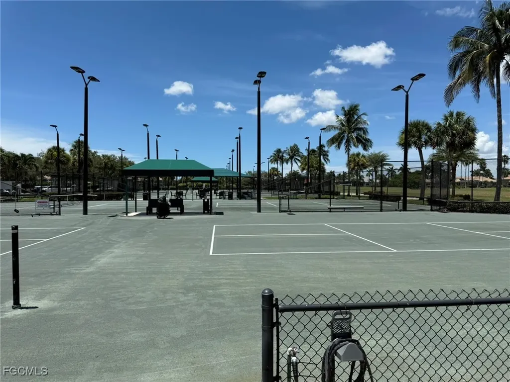 8853 Middlebrook Drive Fort Myers FL 33908