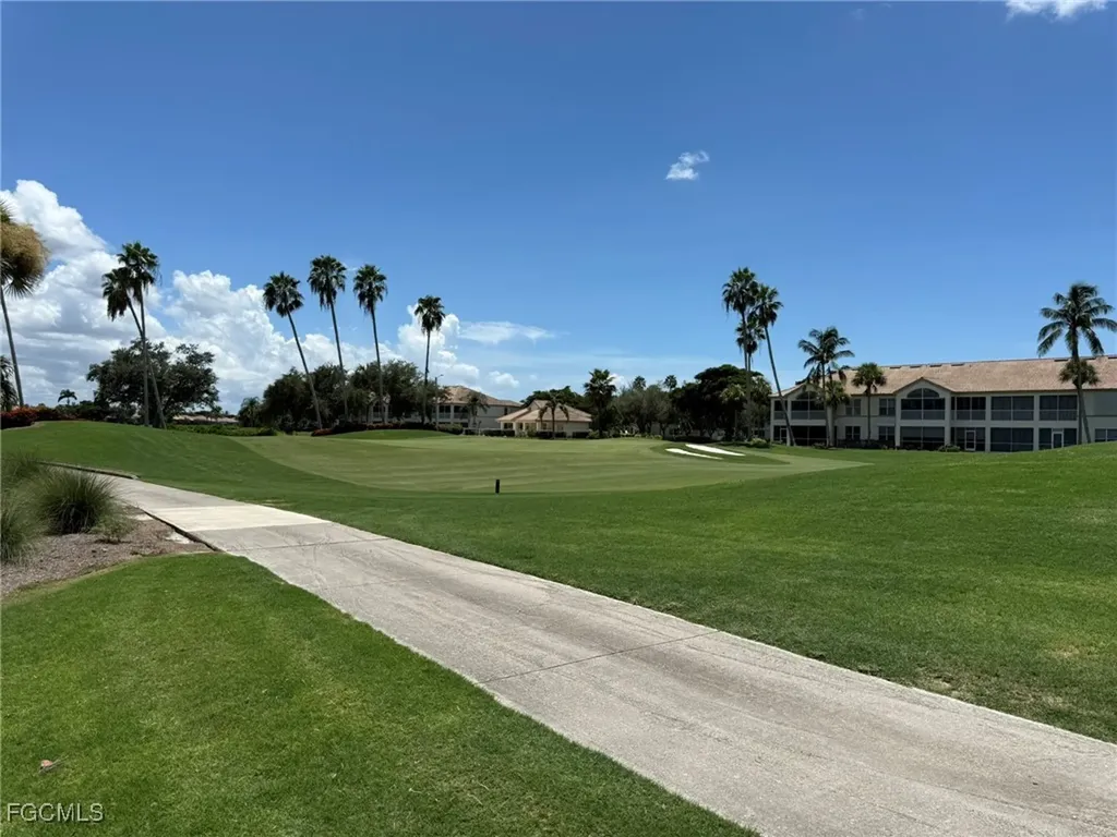 8853 Middlebrook Drive Fort Myers FL 33908