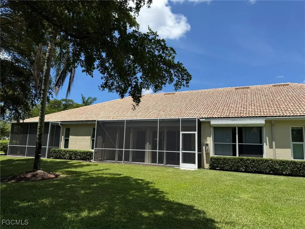 8853 Middlebrook Drive Fort Myers FL 33908