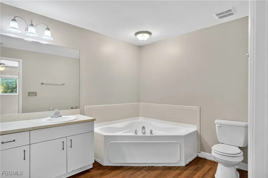 8811 Buckingham Road Fort Myers FL 33905