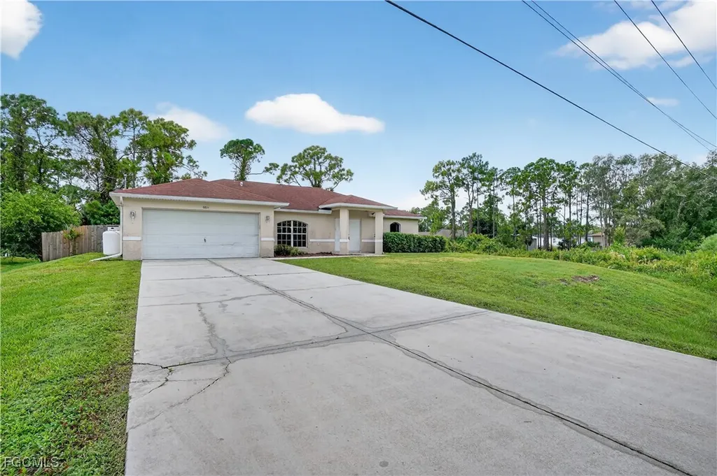 8811 Buckingham Road Fort Myers FL 33905