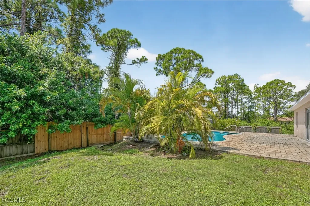 8811 Buckingham Road Fort Myers FL 33905