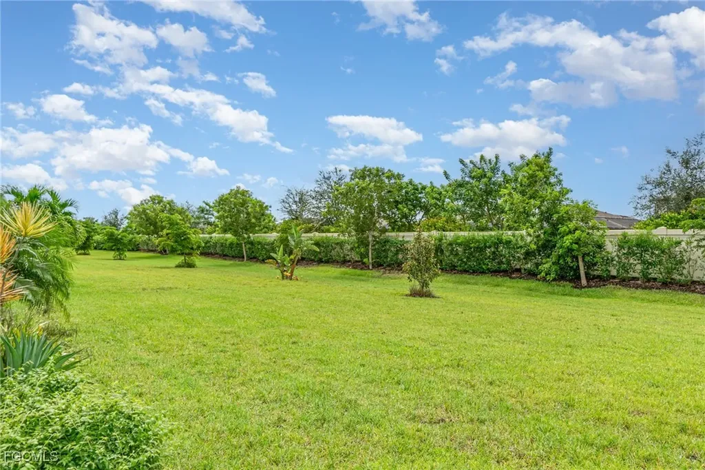 3289 Apple Blossom Drive S Alva FL 33920