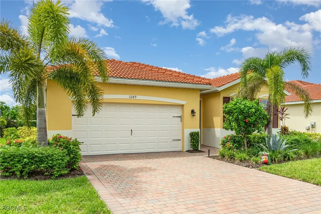 3289 Apple Blossom Drive S Alva FL 33920