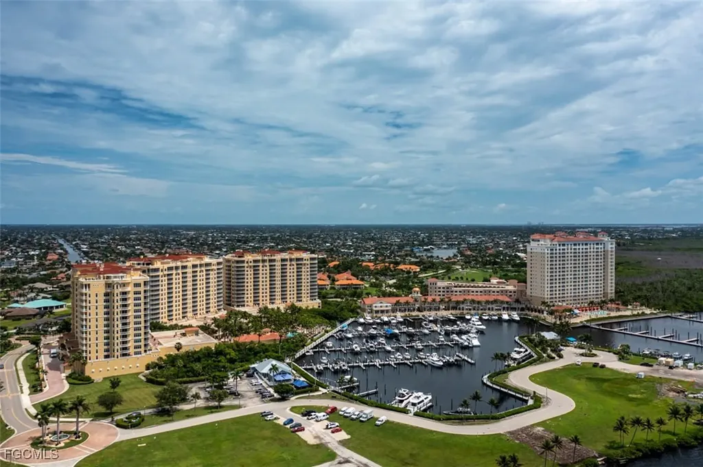 6026 Tarpon Estates Court Cape Coral FL 33914