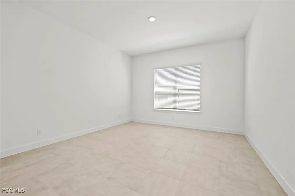 11902 Raggio Drive Fort Myers FL 33913