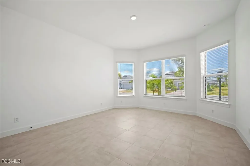 11902 Raggio Drive Fort Myers FL 33913