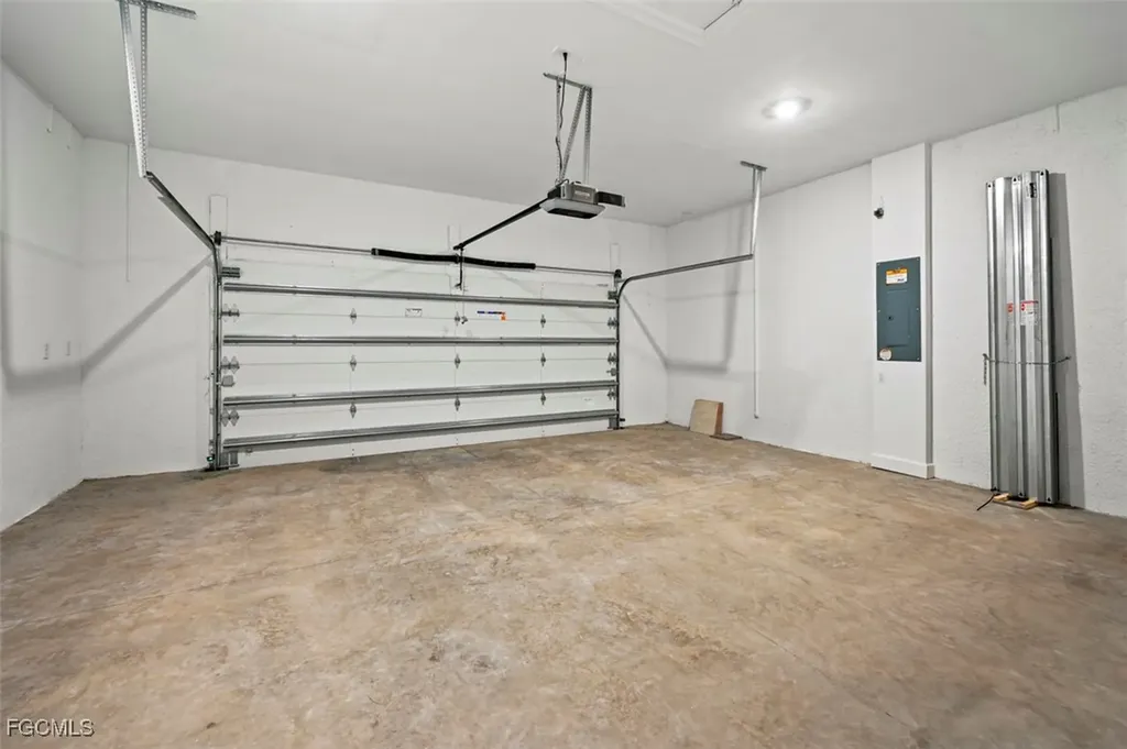 11902 Raggio Drive Fort Myers FL 33913