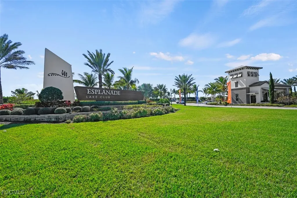 11902 Raggio Drive Fort Myers FL 33913