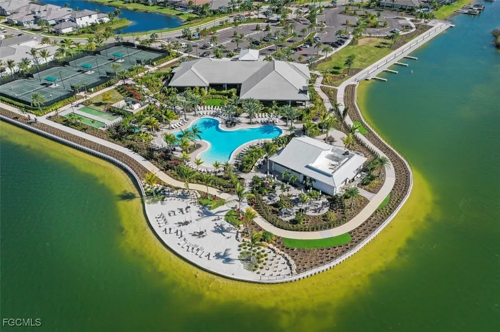 11902 Raggio Drive Fort Myers FL 33913