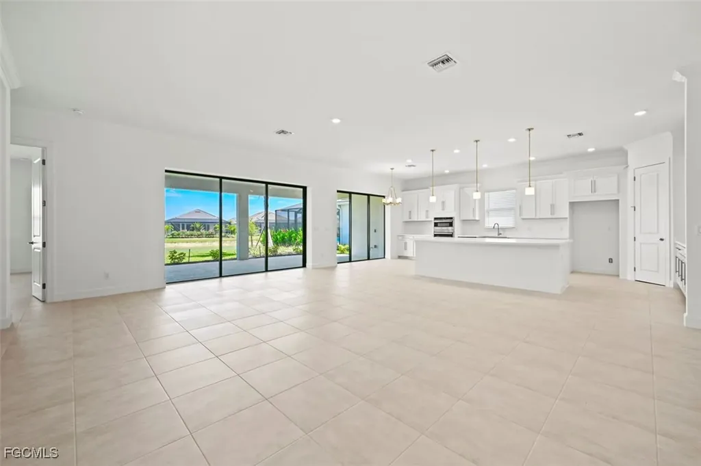 11902 Raggio Drive Fort Myers FL 33913