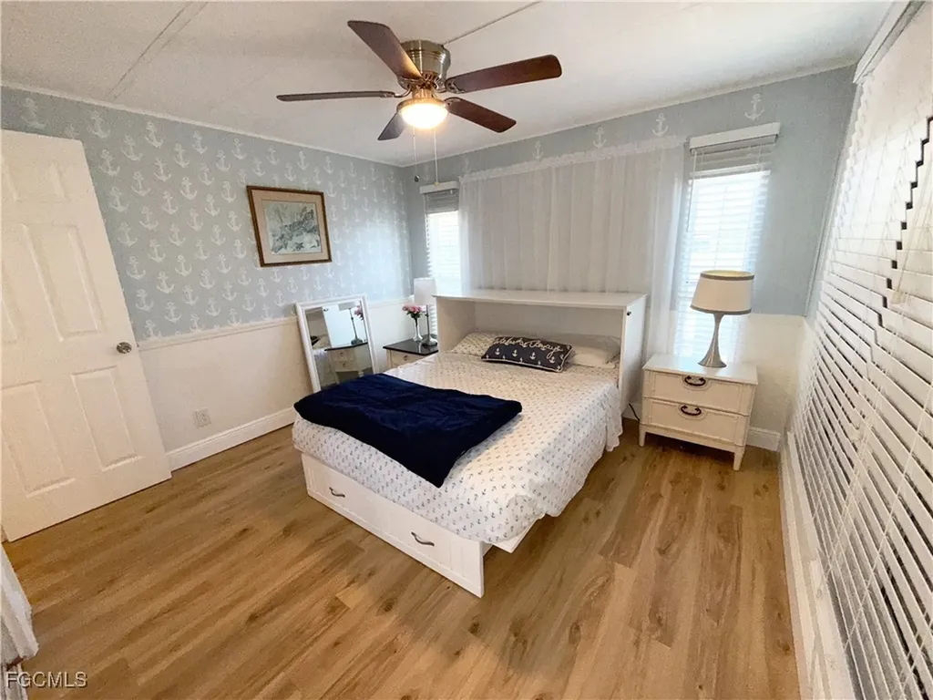 5513 Sir Walter Way North Fort Myers FL 33917