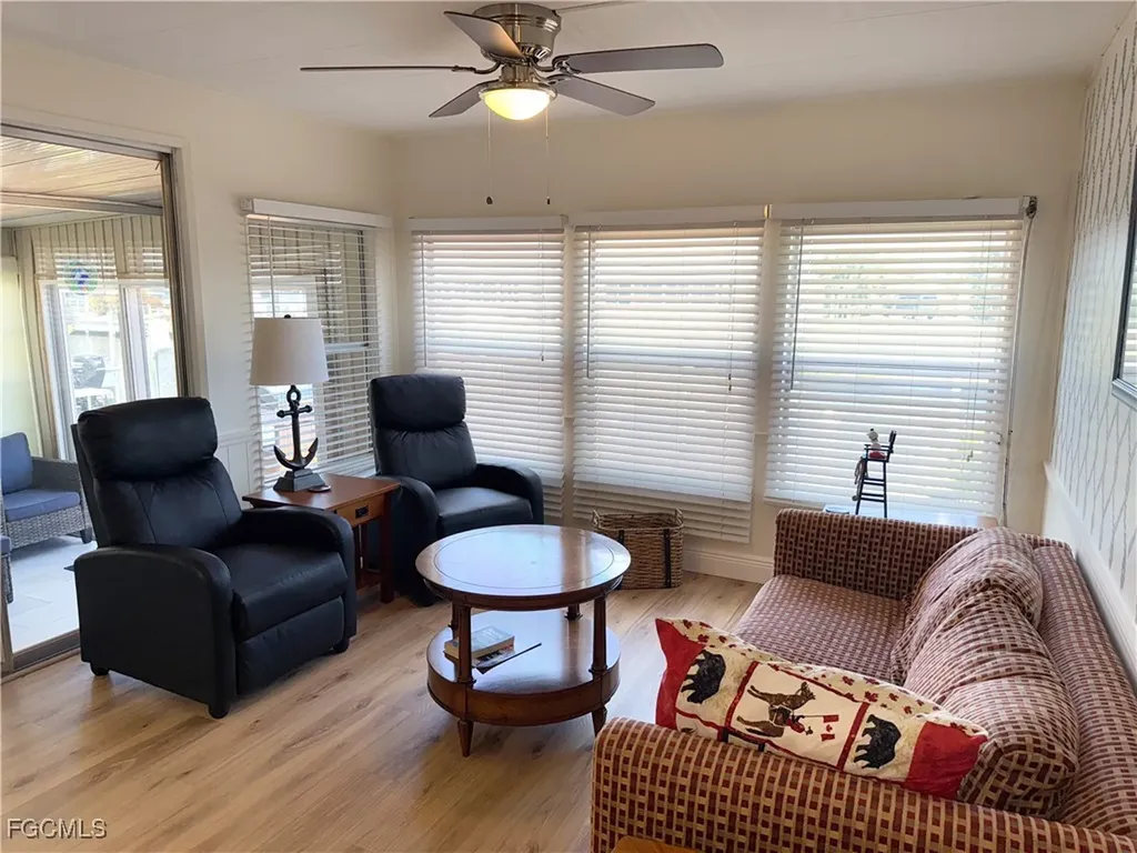 5513 Sir Walter Way North Fort Myers FL 33917