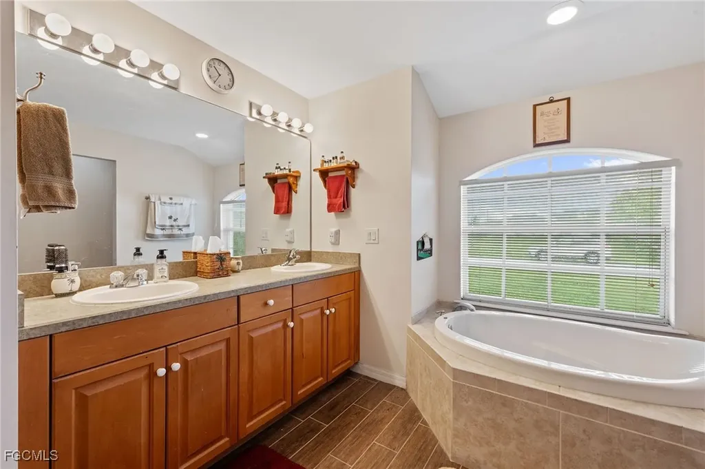1029 NW Juanita Place Cape Coral FL 33993