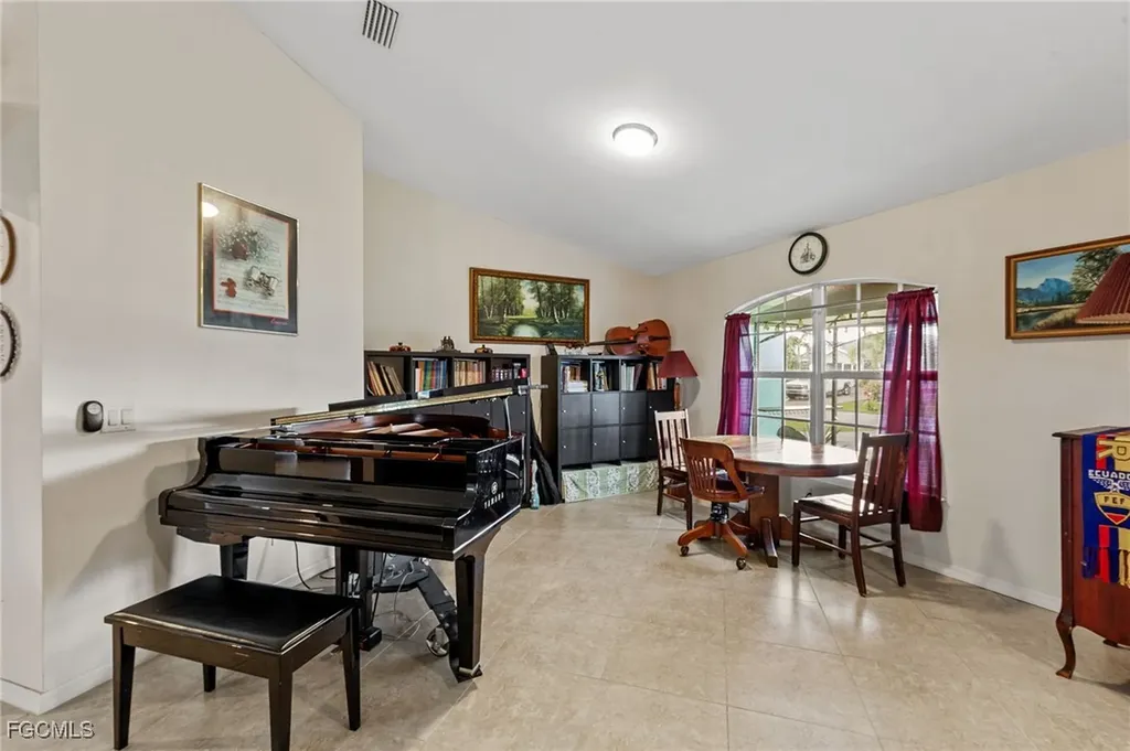 1029 NW Juanita Place Cape Coral FL 33993