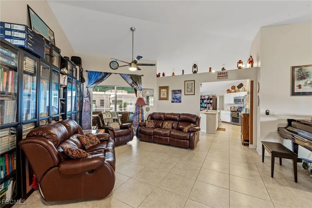 1029 NW Juanita Place Cape Coral FL 33993
