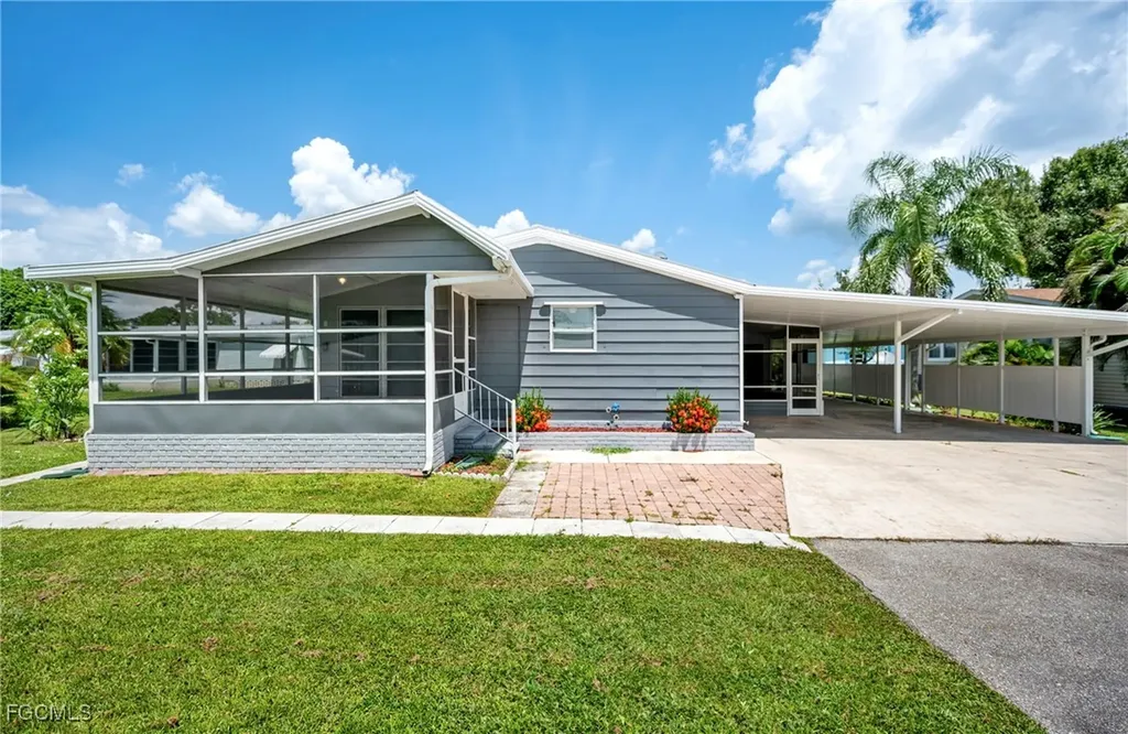 5418 Countrydale Court Fort Myers FL 33905