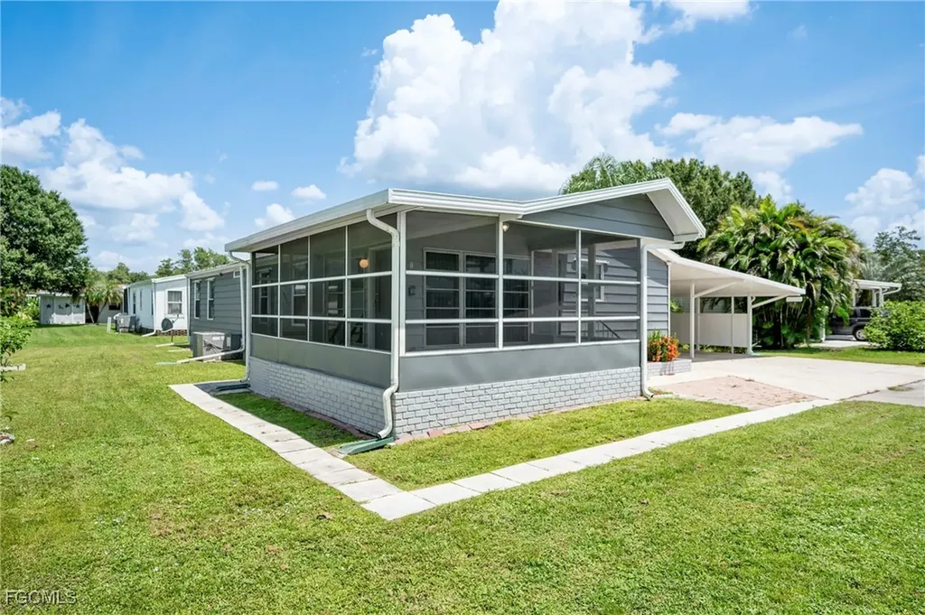 5418 Countrydale Court Fort Myers FL 33905