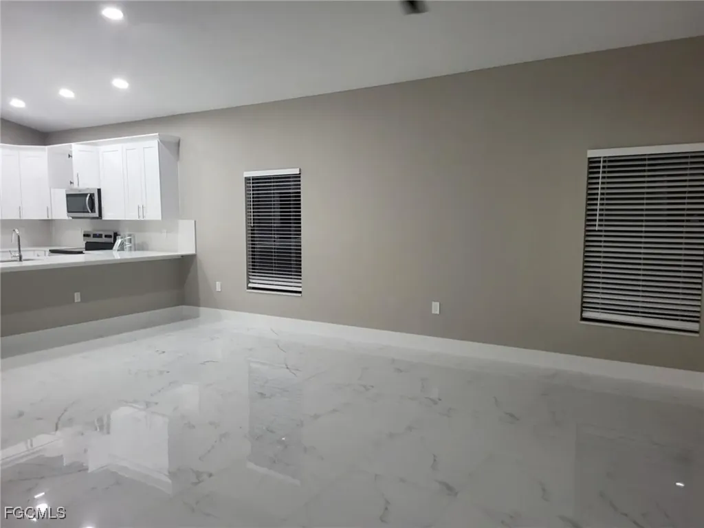 1626 SW 15th Avenue Cape Coral FL 33993