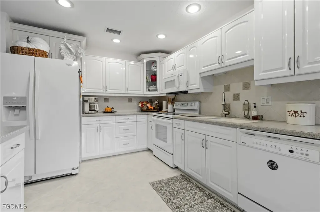 1334 Longwood Drive Fort Myers FL 33919