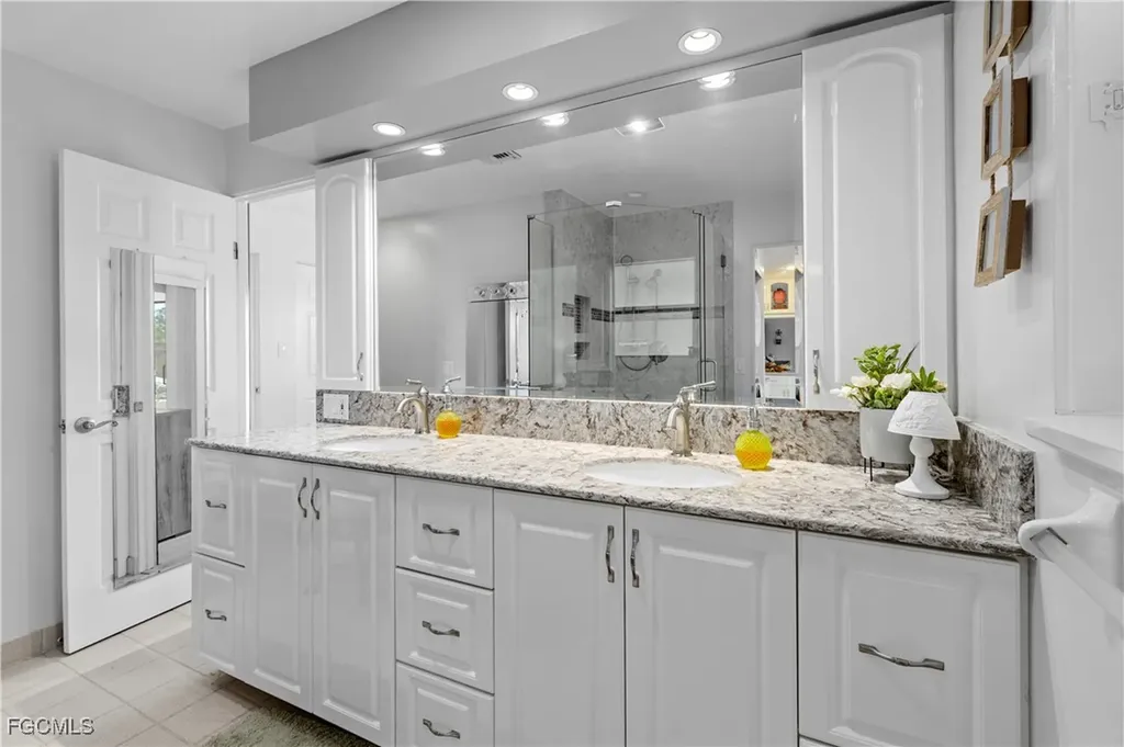 1334 Longwood Drive Fort Myers FL 33919